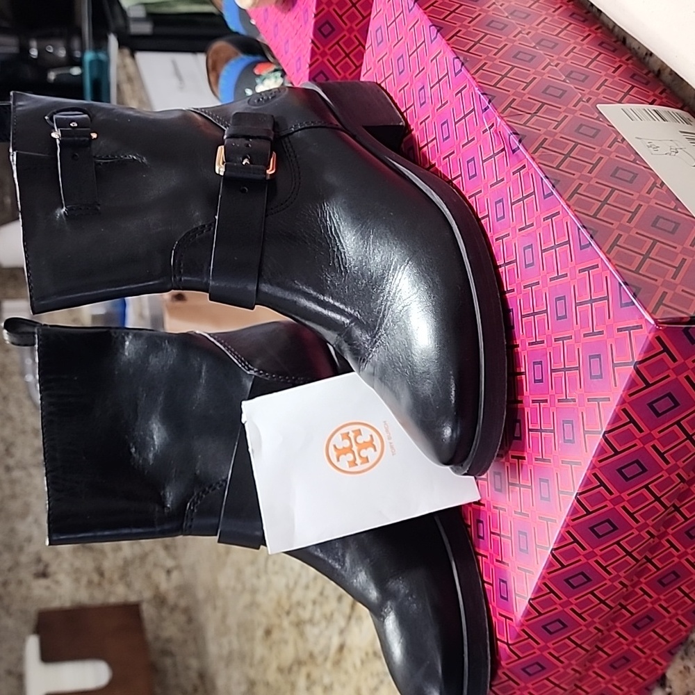 Tory Burch Beenie booties black  size 7 boots